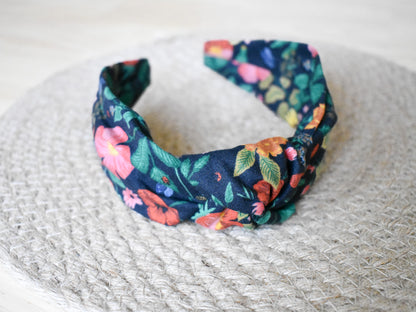 Top knot headband - Black floral