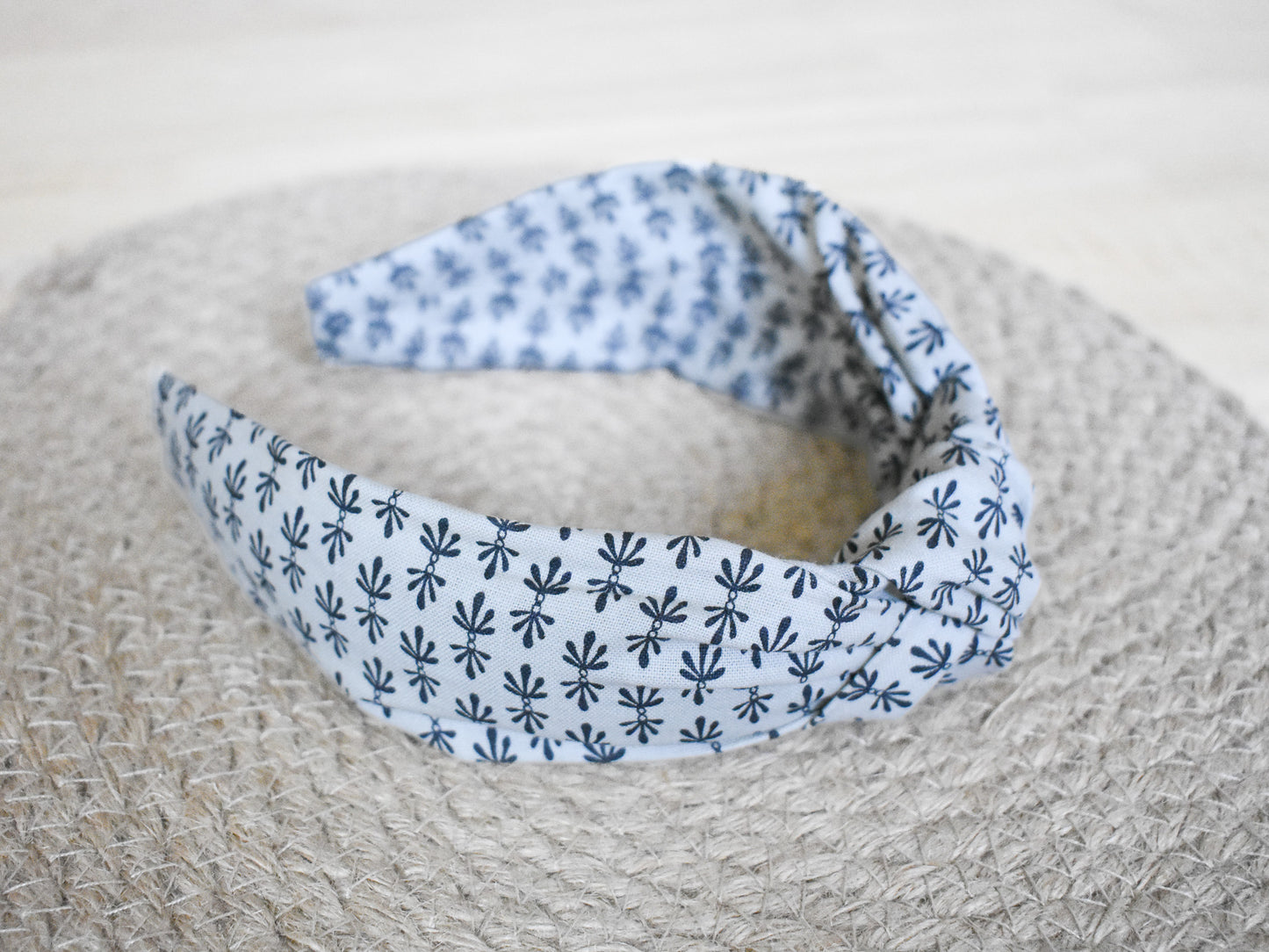 Top knot headband - Minimalist