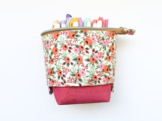 Rosa in Pink Slide pouch - Rifle paper co